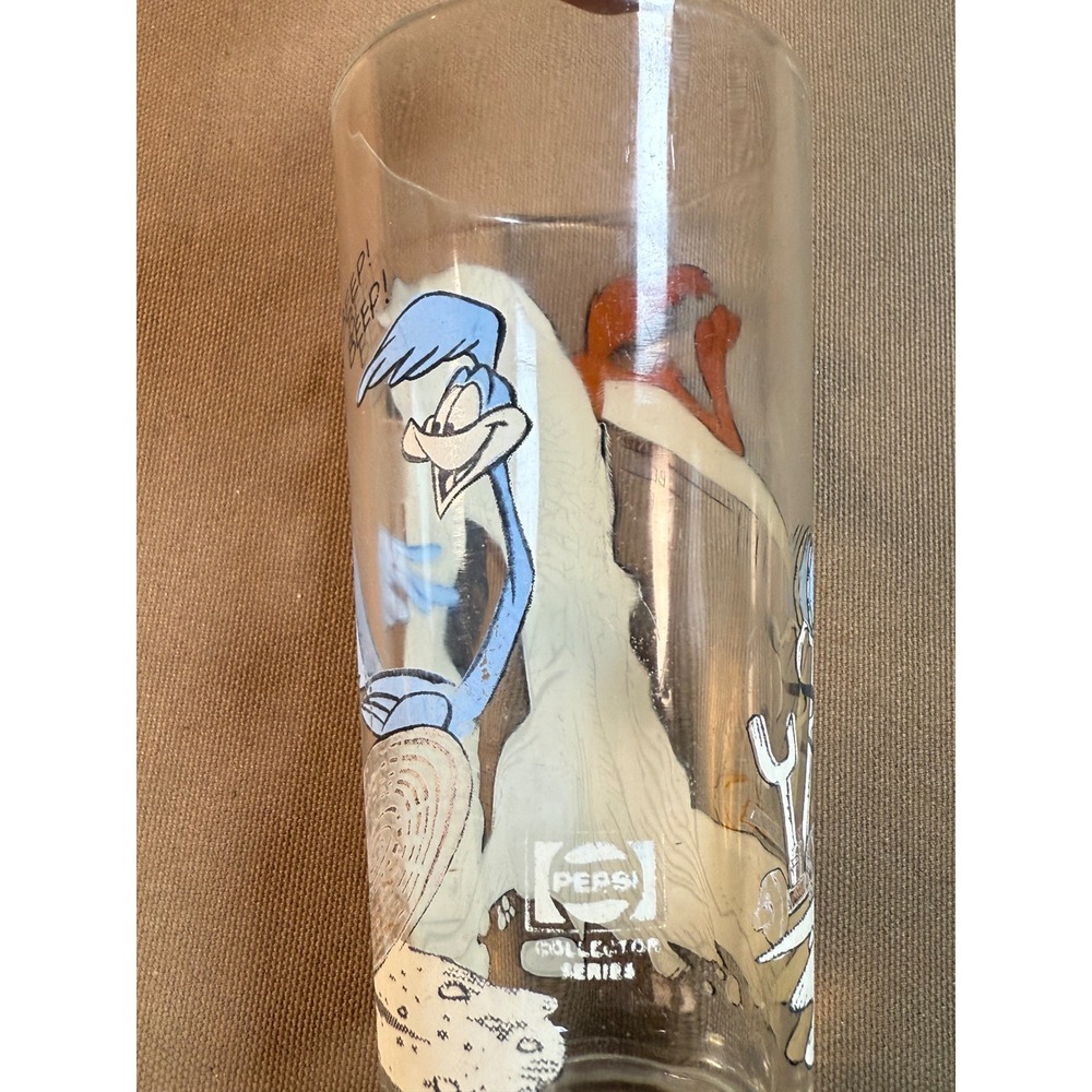 Vintage 1976 Pepsi Warner Bros Road Runner & Wile E. Coyote Collector Glass - Picture 5 of 7